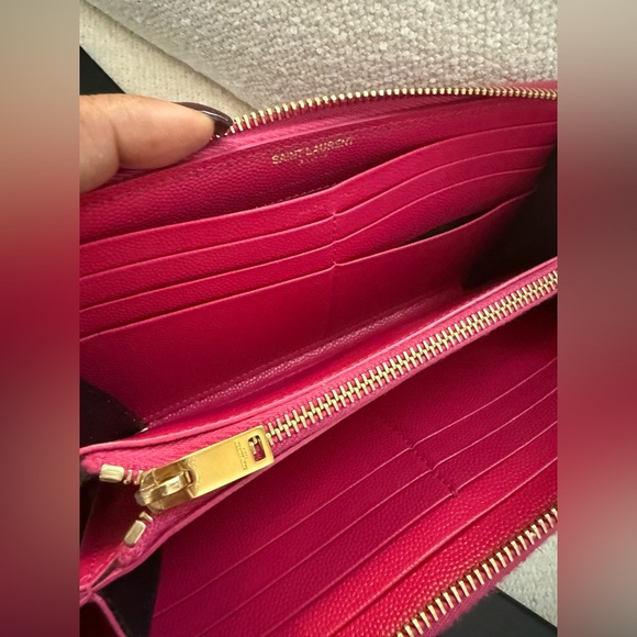 Full Inclusion with coa Saint Laurent YSL Monogram Zip
Around Wallet - Picture 6 of 7